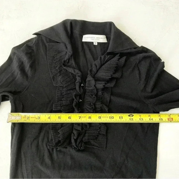 Vintage Carolina Herrera Ruffle Chest Sweater Size S - Picture 5 of 9